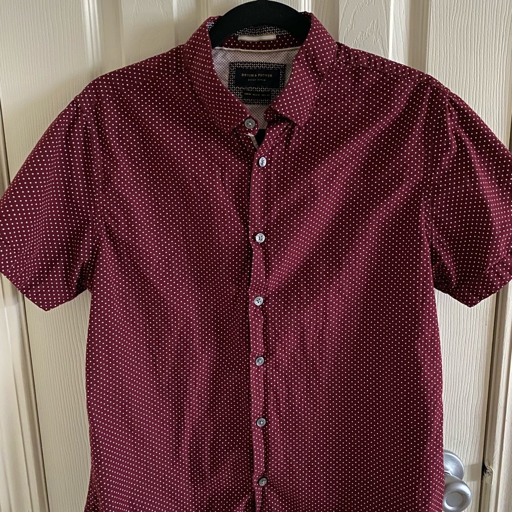 Men’s Short Sleeve Button Down Polka Dot Shirt